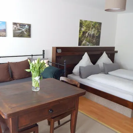Free - Burgblick Apartment Bad Urach